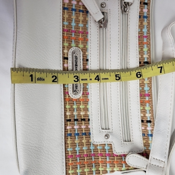 STONE Mountain NWOT Crossbody Wristlet Adjustable Strap White and Tan Woven - Picture 12 of 16